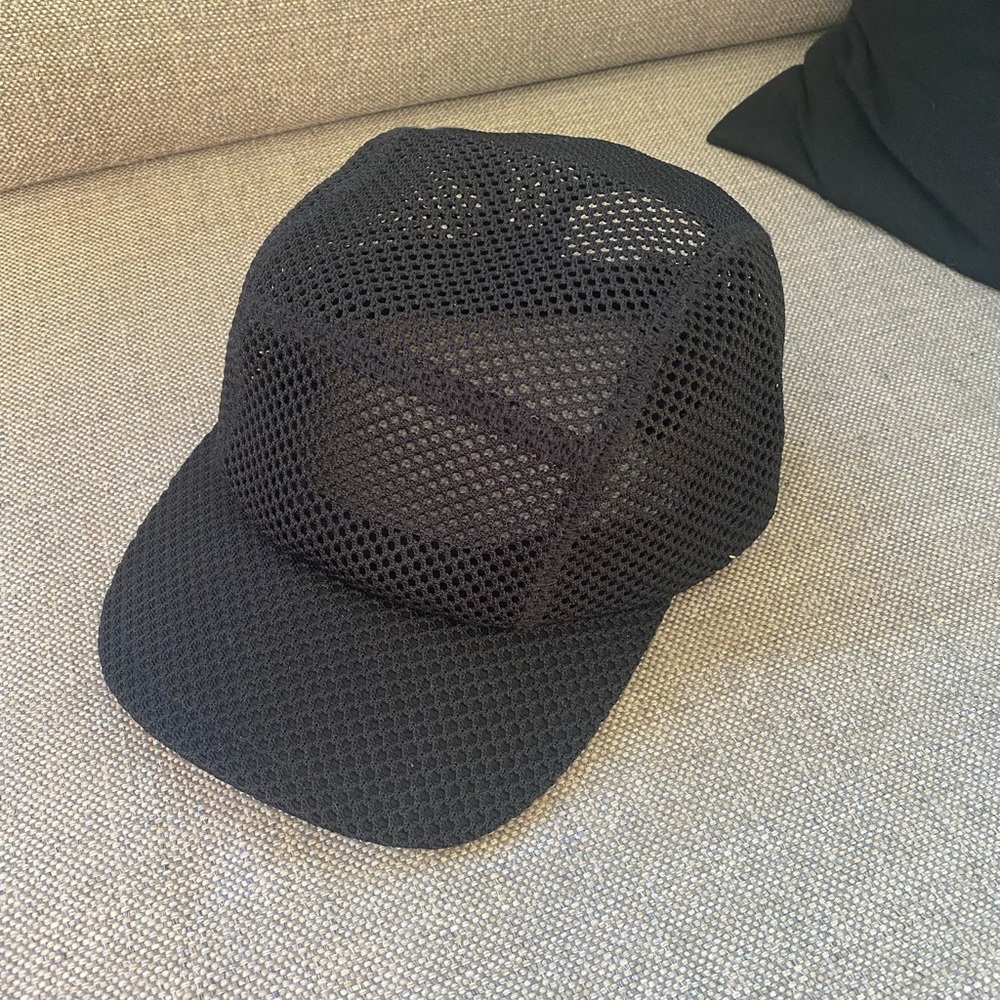 Cos mesh baseball cap